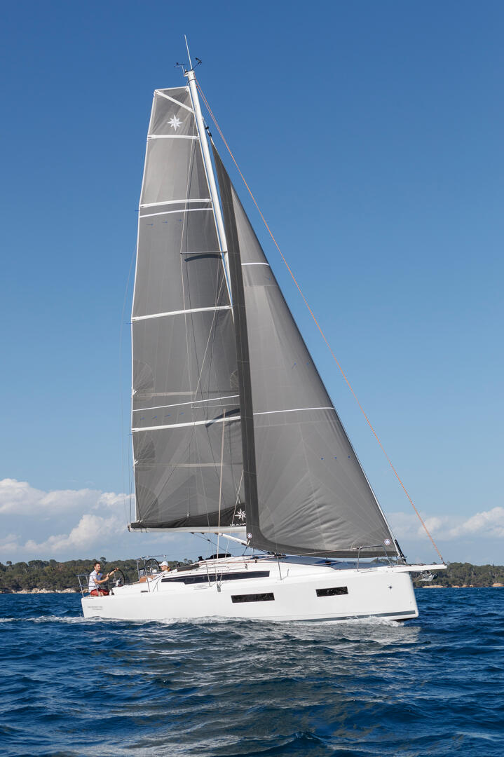 slider 3 Jeanneau sun odyssey 350